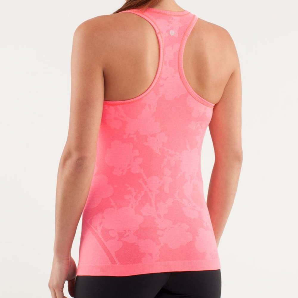 Lululemon Swiftly Tech - Picture 2 of 8